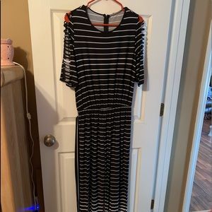 Roz & Ali Pantsuit Outfit